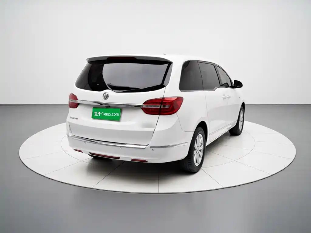 Buick GL8 — миниатюра 6