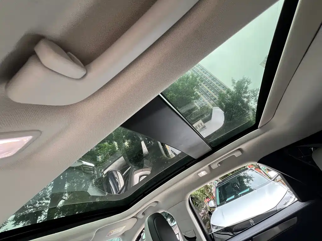 Ford Escape — миниатюра 17