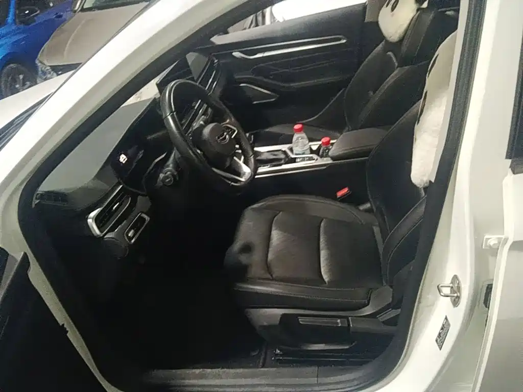 Geely Emgrand — миниатюра 15
