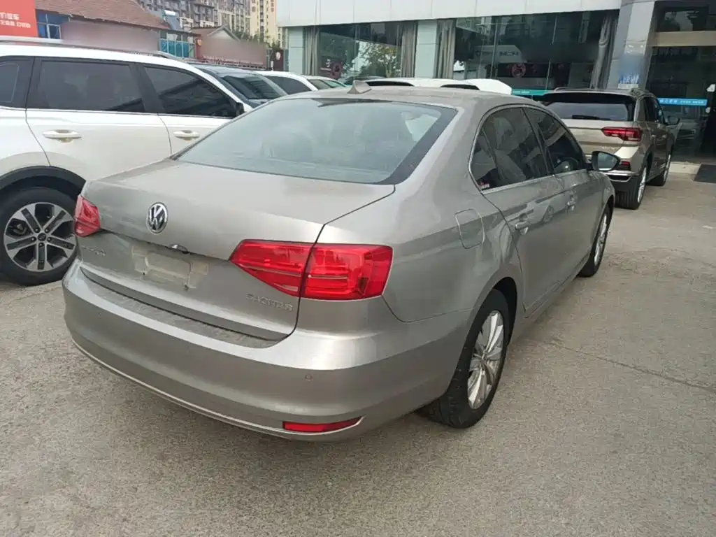 Volkswagen Sagitar — миниатюра 7
