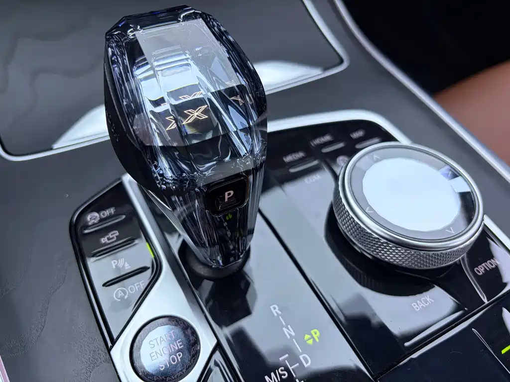 BMW X7 — миниатюра 28