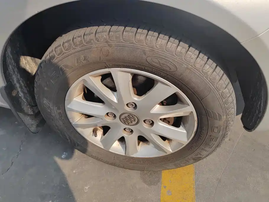 Buick Excelle — миниатюра 6