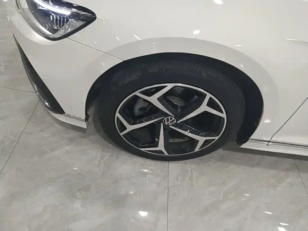 Volkswagen Magotan — миниатюра 23