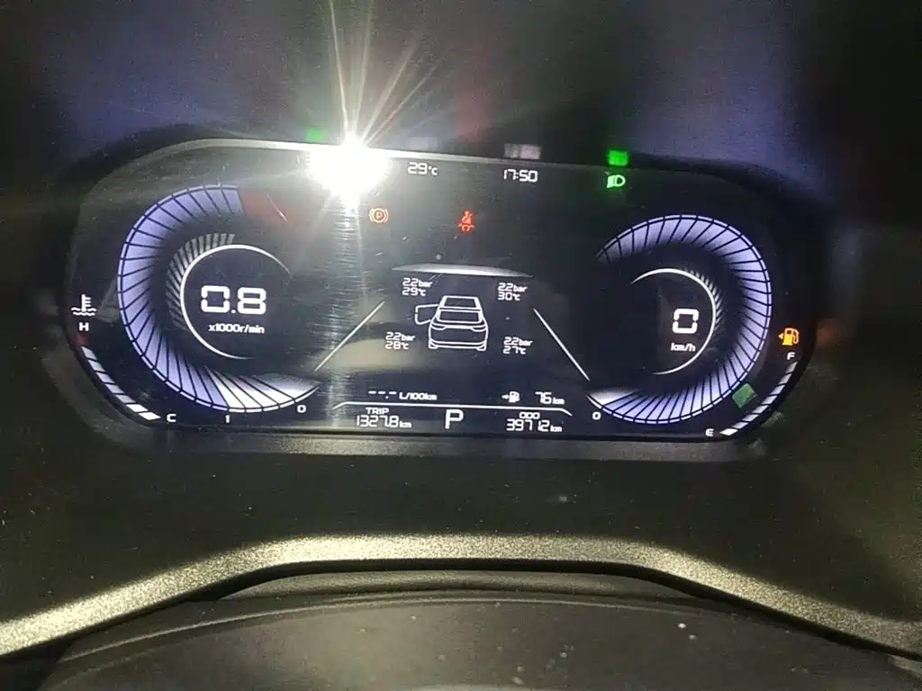 Geely Emgrand — миниатюра 12