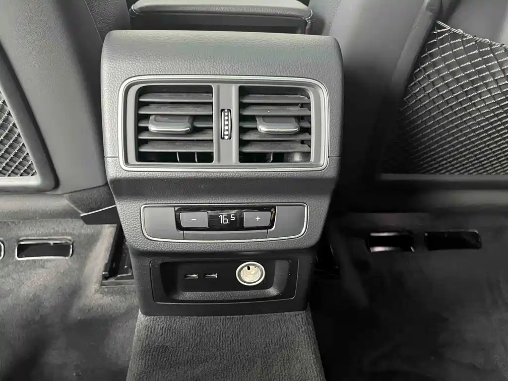 Audi Q5L — миниатюра 19