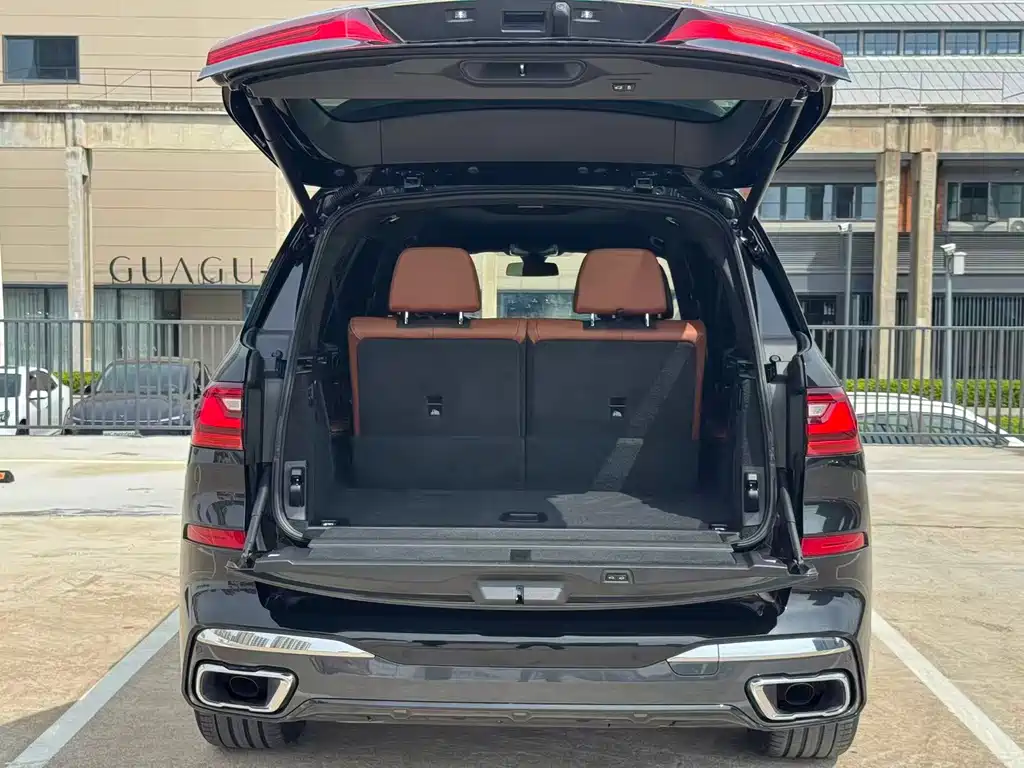 BMW X7 — миниатюра 7