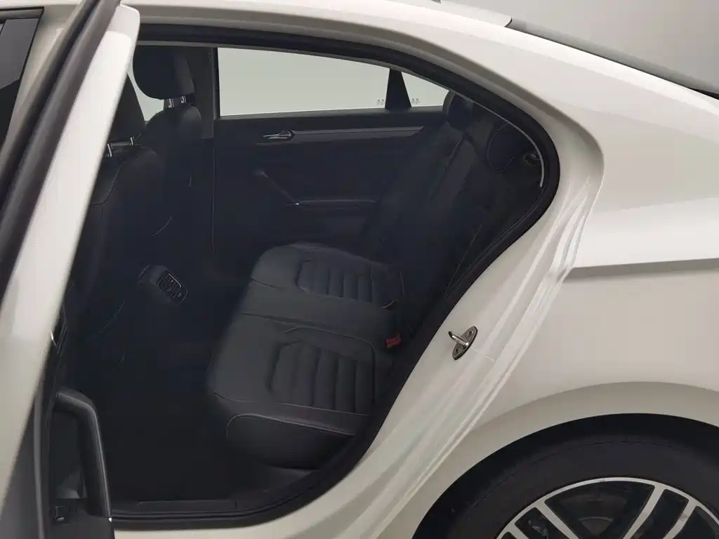 Volkswagen Lamando — миниатюра 15