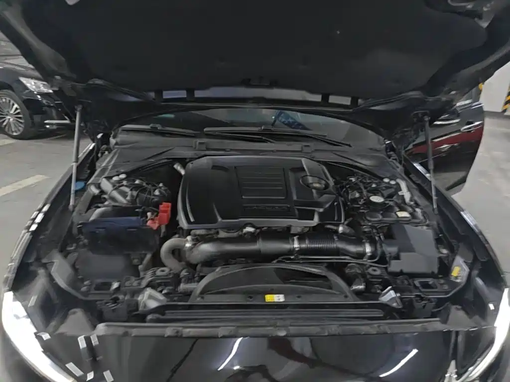 Jaguar XEL — миниатюра 20