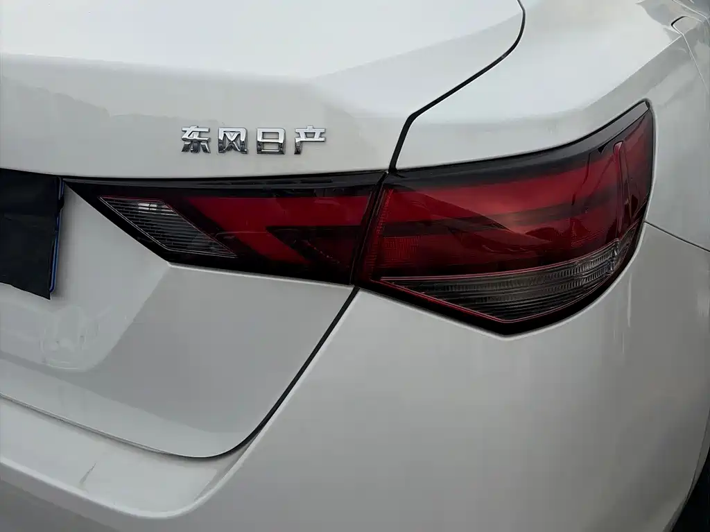 Nissan Sylphy — миниатюра 5