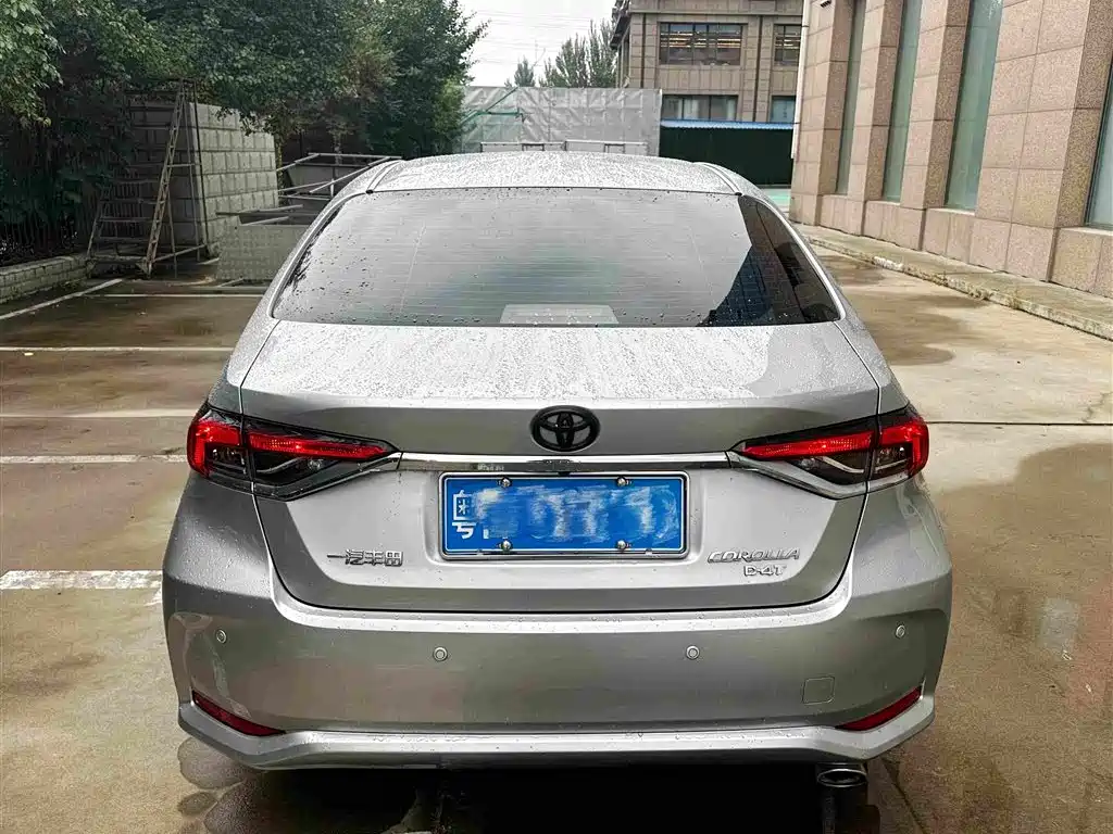 Toyota Corolla — миниатюра 12