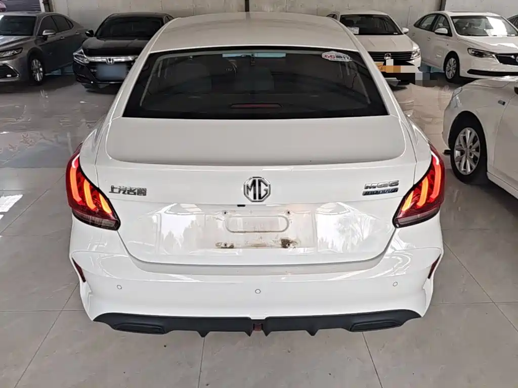 MG MG5 — миниатюра 6