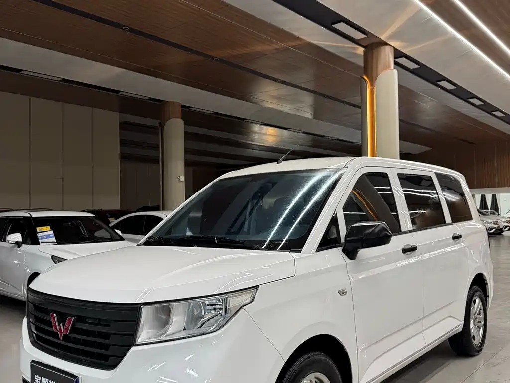 WULING AUTOMOBILE WULING HONGGUANG PLUS
