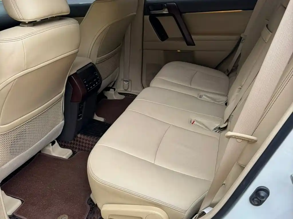Toyota Prado — миниатюра 8