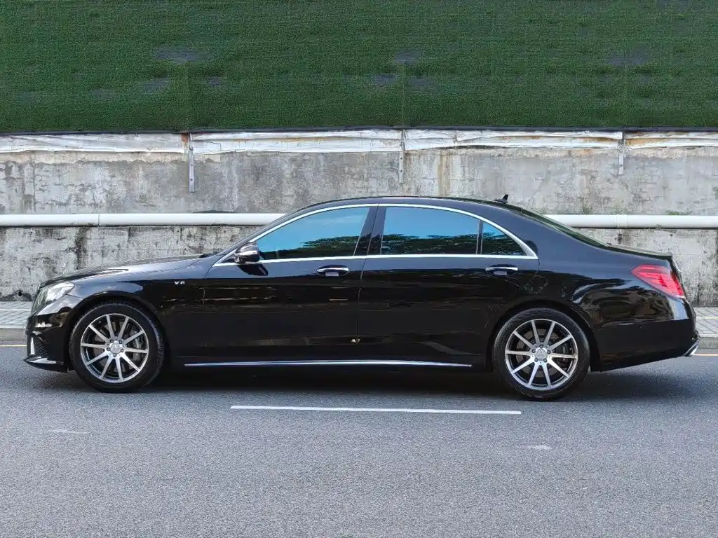 Mercedes-Benz S-Class AMG — миниатюра 9