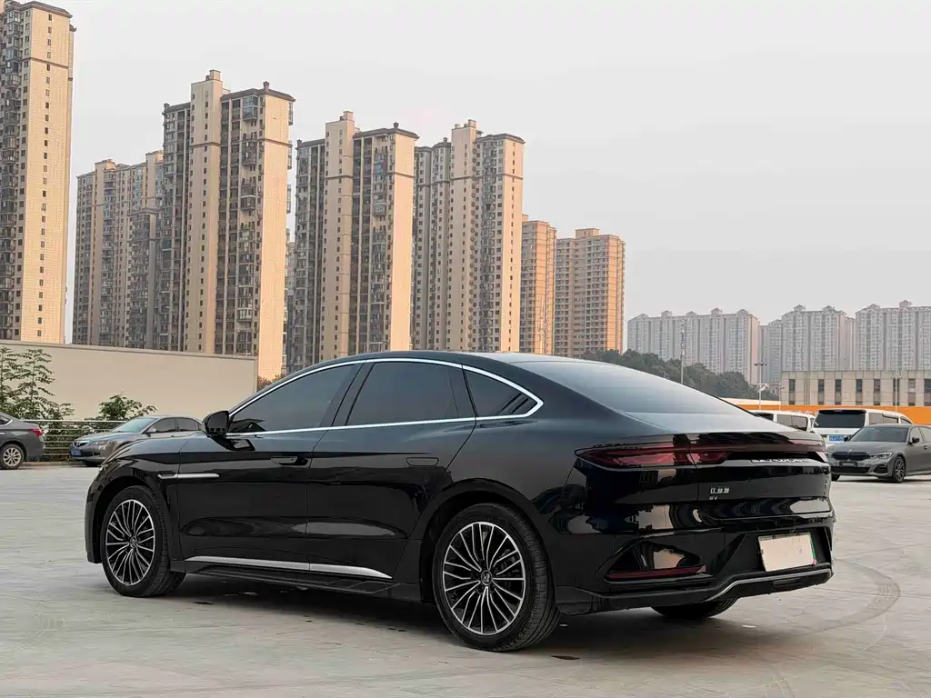 BYD Han — миниатюра 6