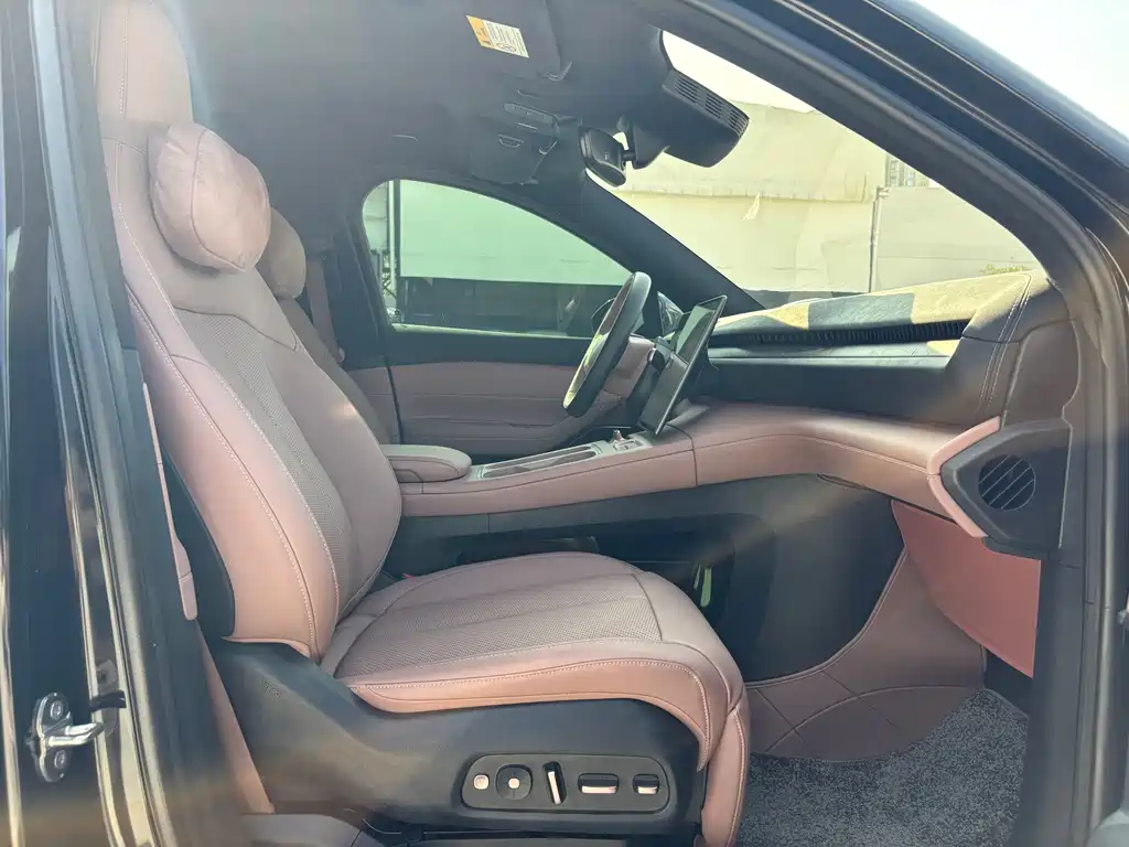 NIO EC6 — миниатюра 10
