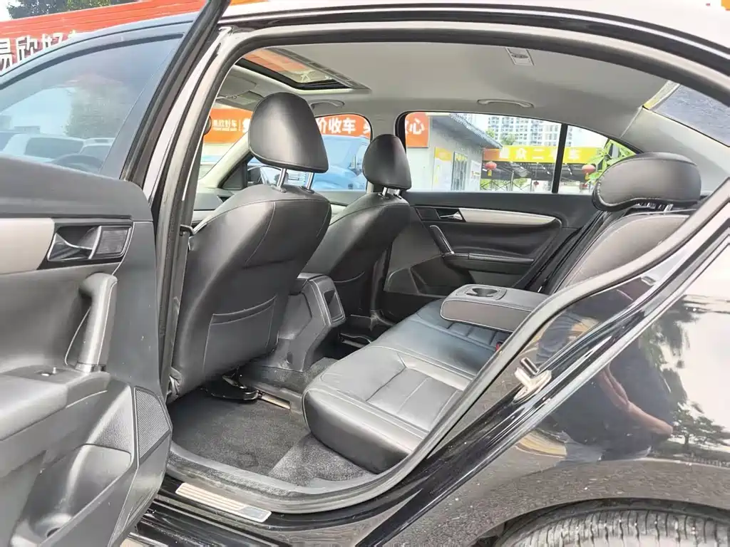 Volkswagen Lavida — миниатюра 11