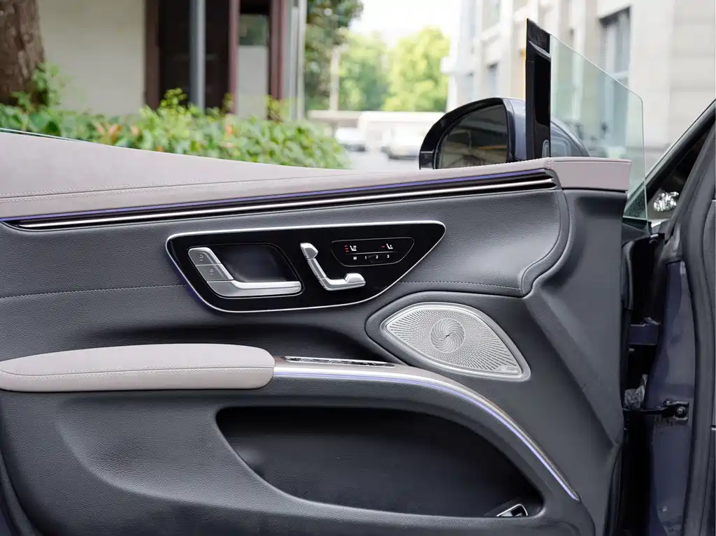 Mercedes-Benz EQS — миниатюра 13