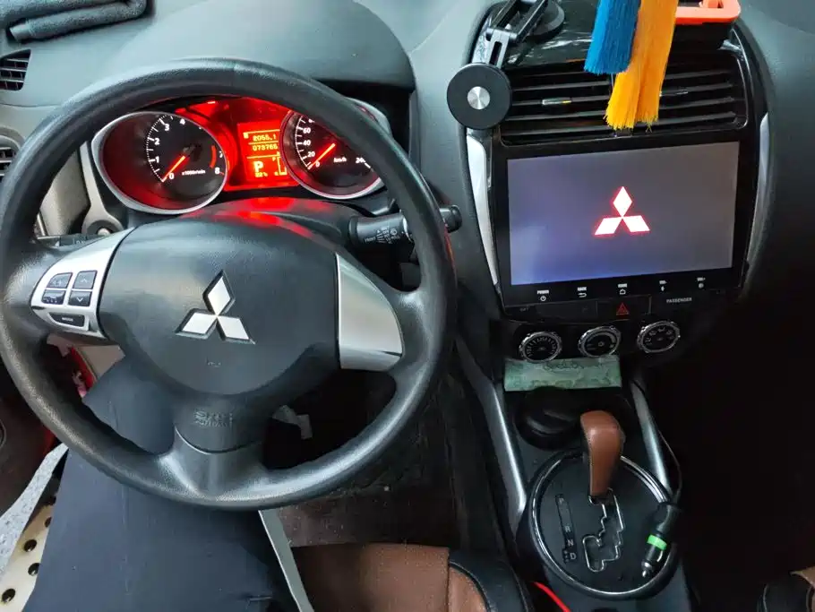 Mitsubishi ASX — миниатюра 12