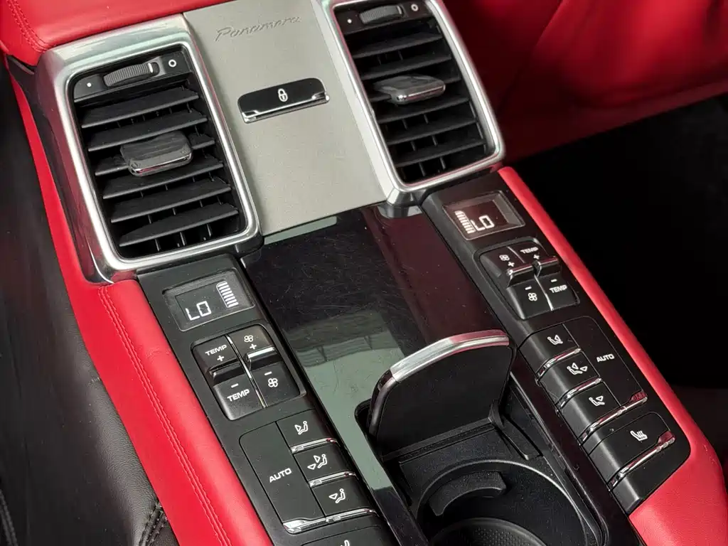 Porsche Panamera 2014 Panamera Executive 3.0T