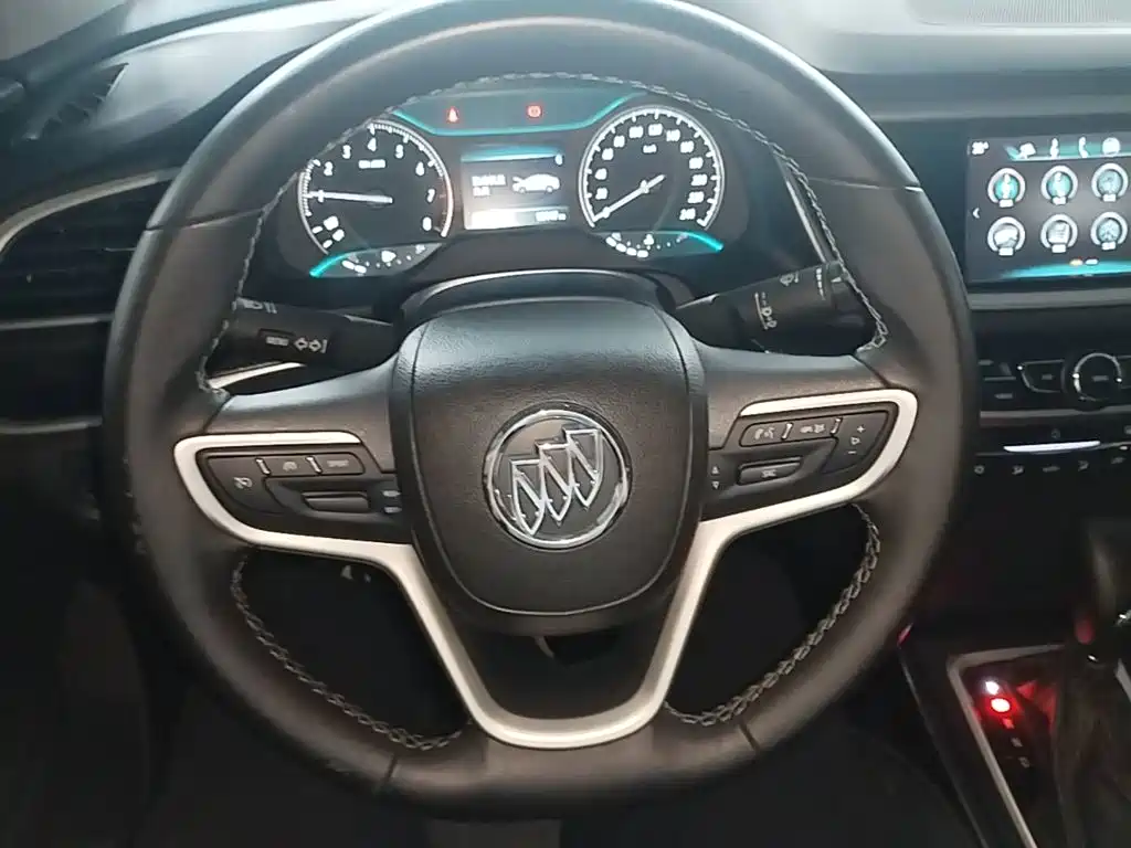 Buick Excelle — миниатюра 11