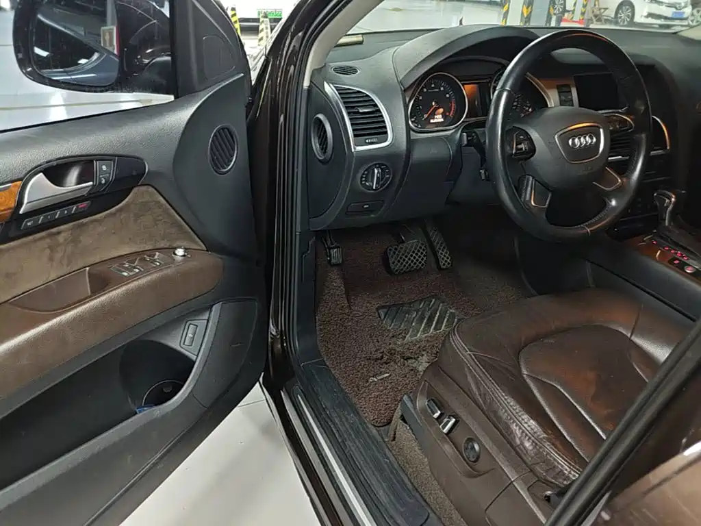 Audi Q7 — миниатюра 16