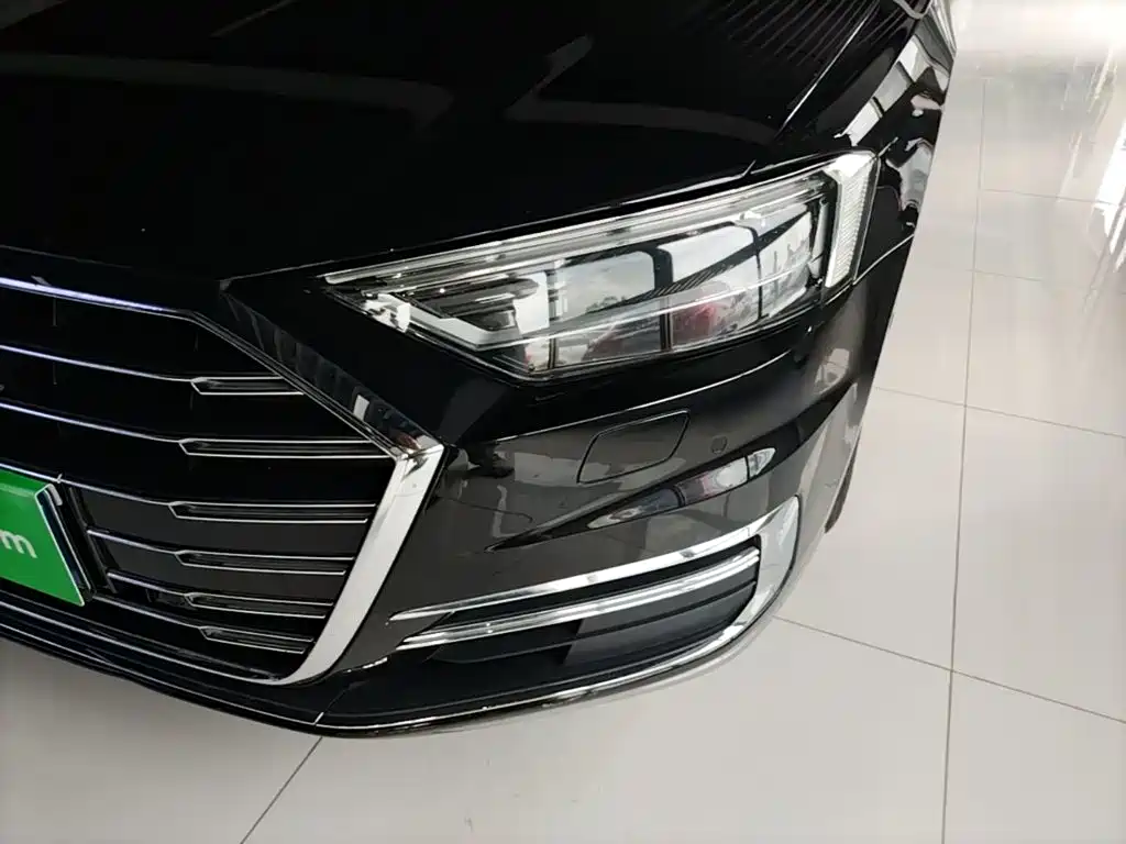 Audi A8 — миниатюра 24