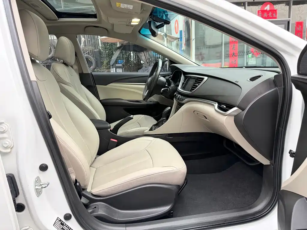 Buick Excelle — миниатюра 16