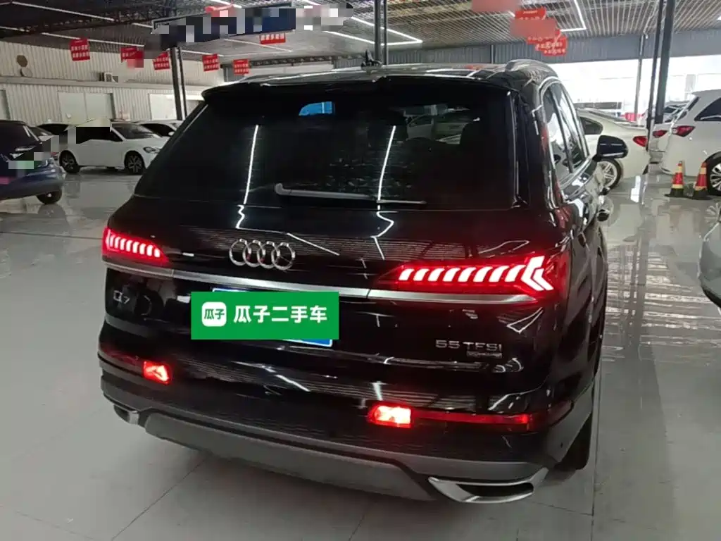 Audi Q7 — миниатюра 6