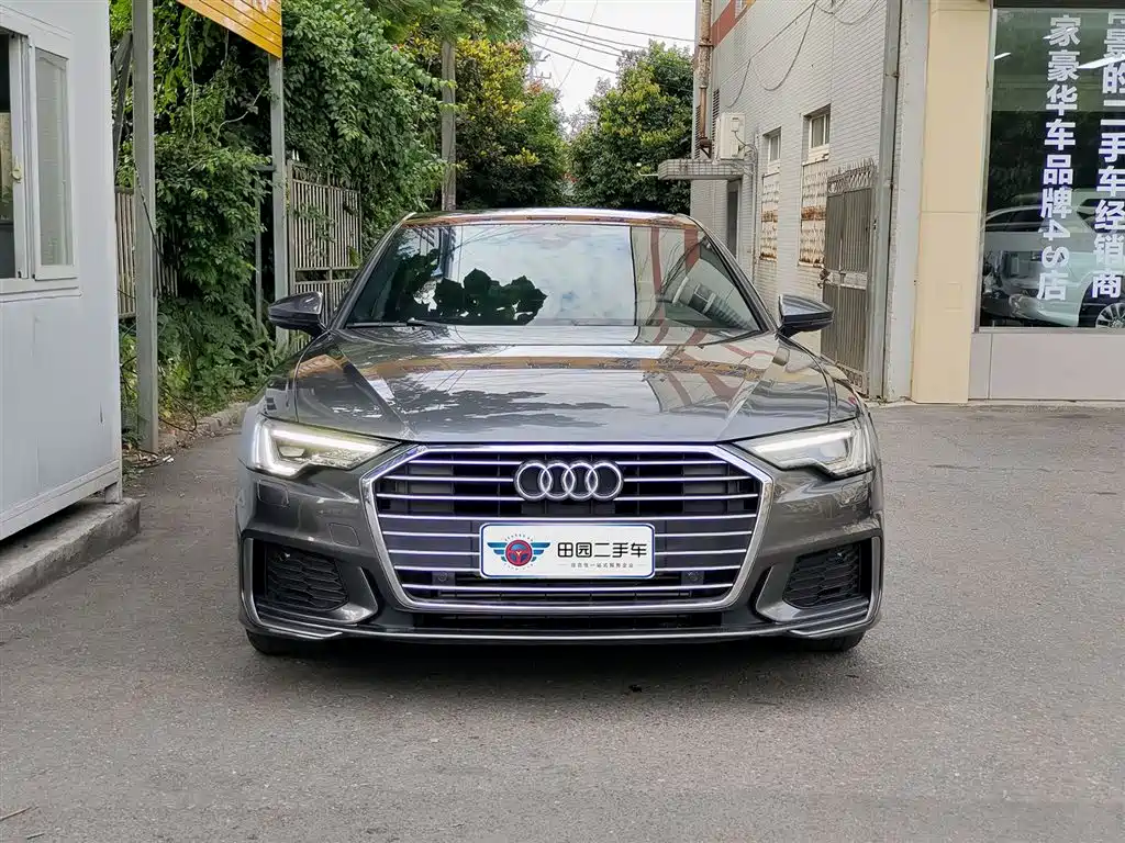 Audi A6L 2021 40 TFSI Luxury