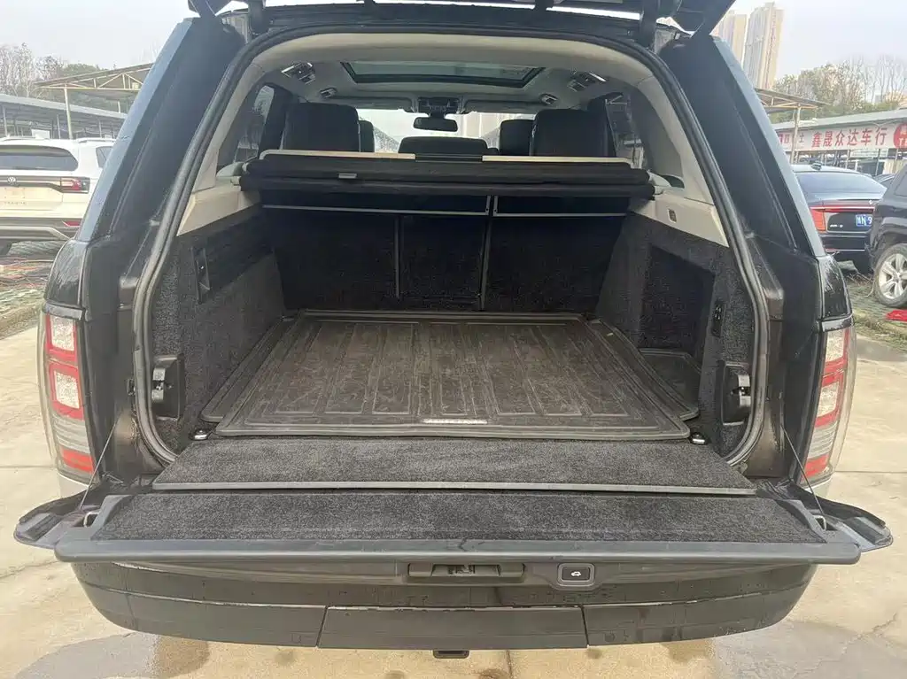 Land Rover Range Rover — миниатюра 15