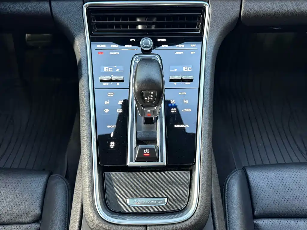 Porsche Panamera — миниатюра 20