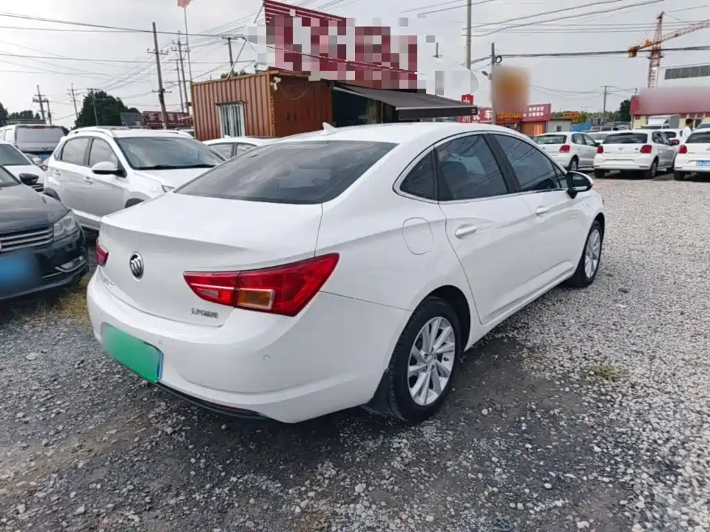 Buick Verano — миниатюра 7