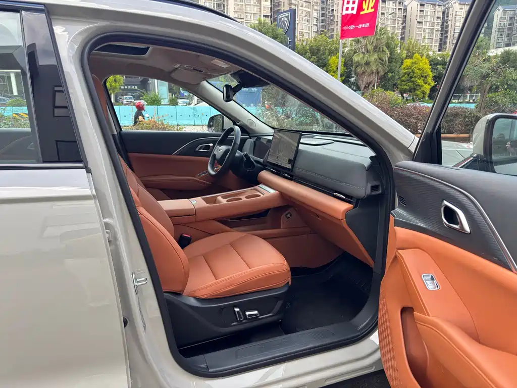 Haval Xiaolong MAX — миниатюра 16