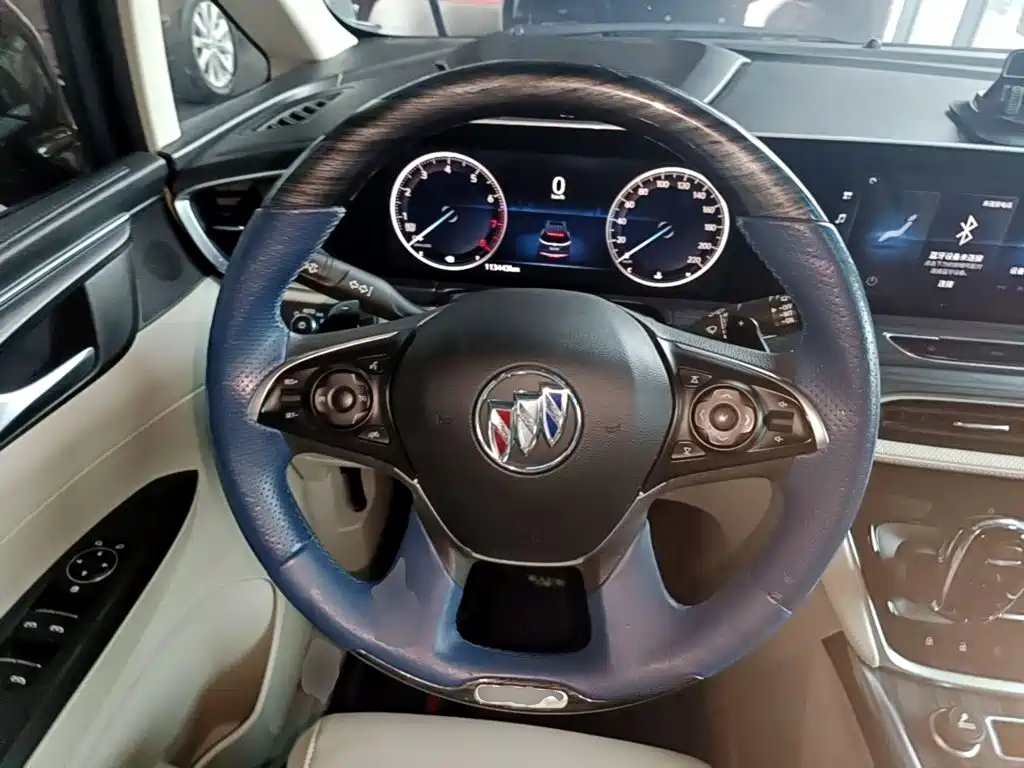 Buick GL8 — миниатюра 11