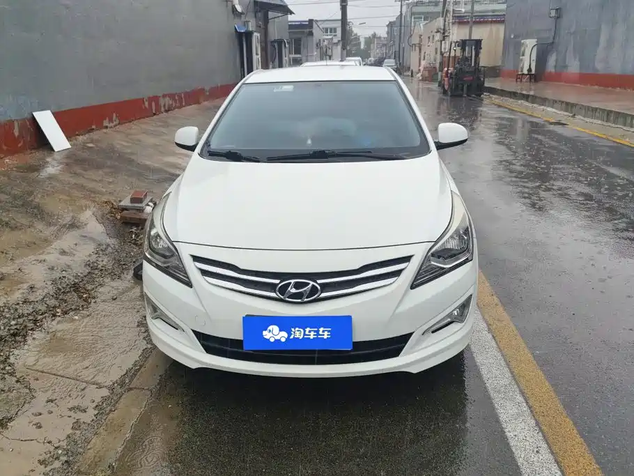 Hyundai Verna — миниатюра 2