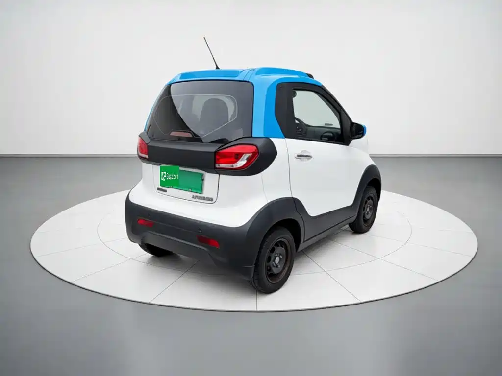 Baojun E100 — миниатюра 4
