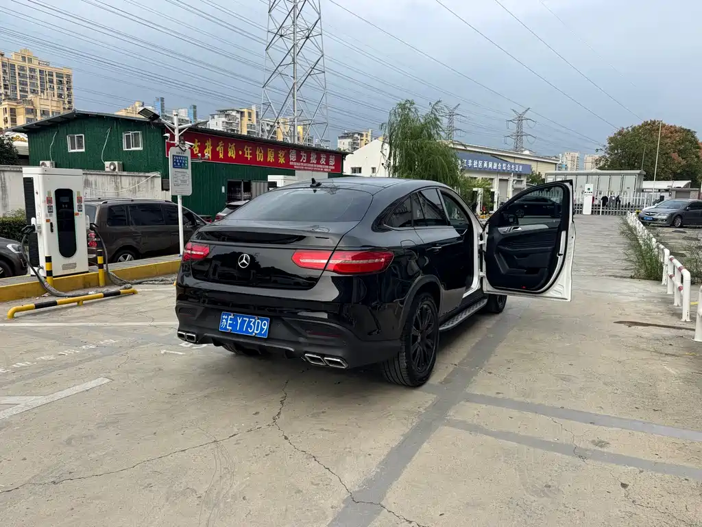 Mercedes-Benz GLE Coupe — миниатюра 18