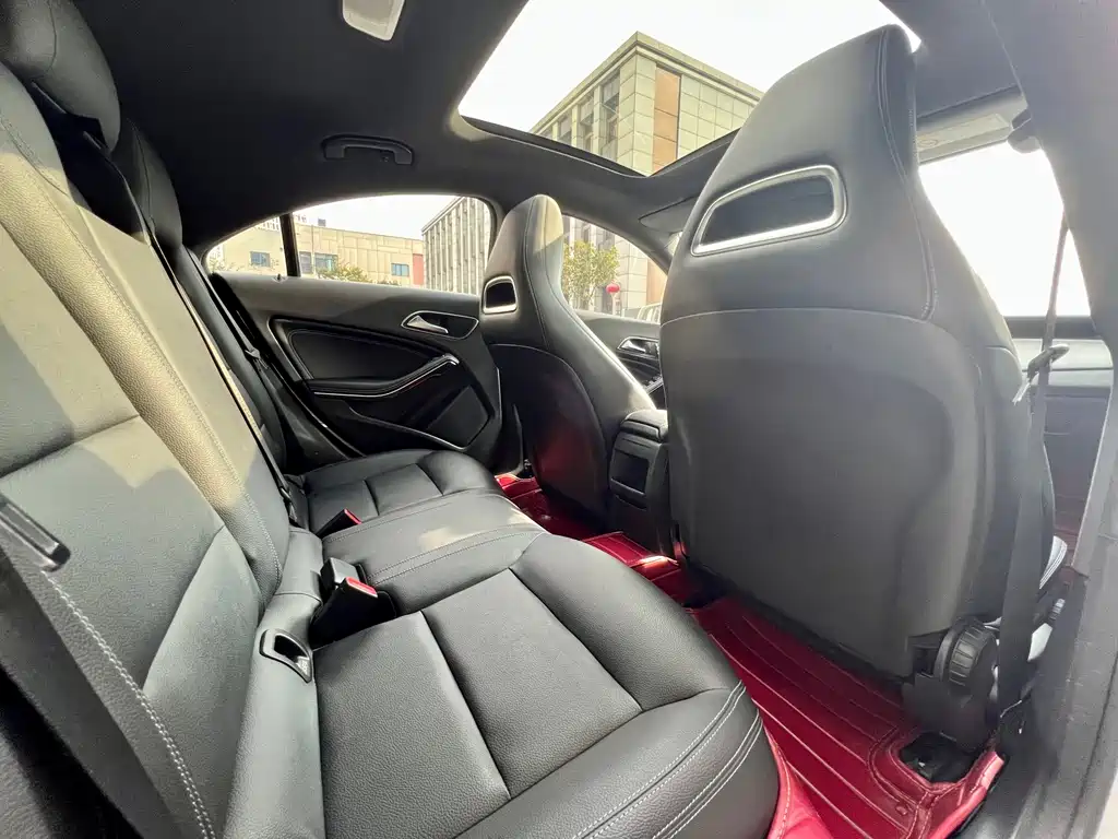 Mercedes-Benz CLA (Import) — миниатюра 22