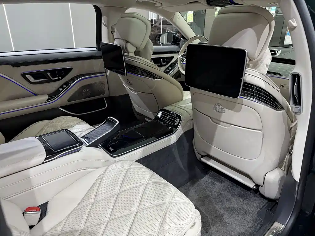 Mercedes-Benz S-Class — миниатюра 8