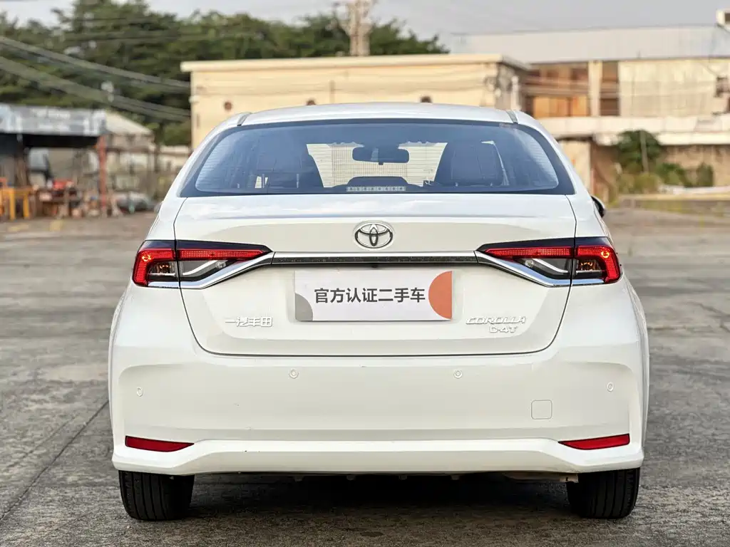 Toyota Corolla — миниатюра 6