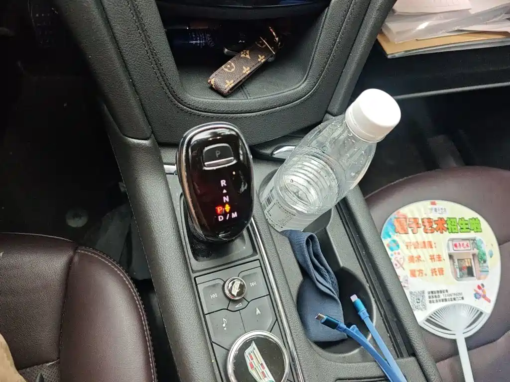 Cadillac XT6 — миниатюра 7