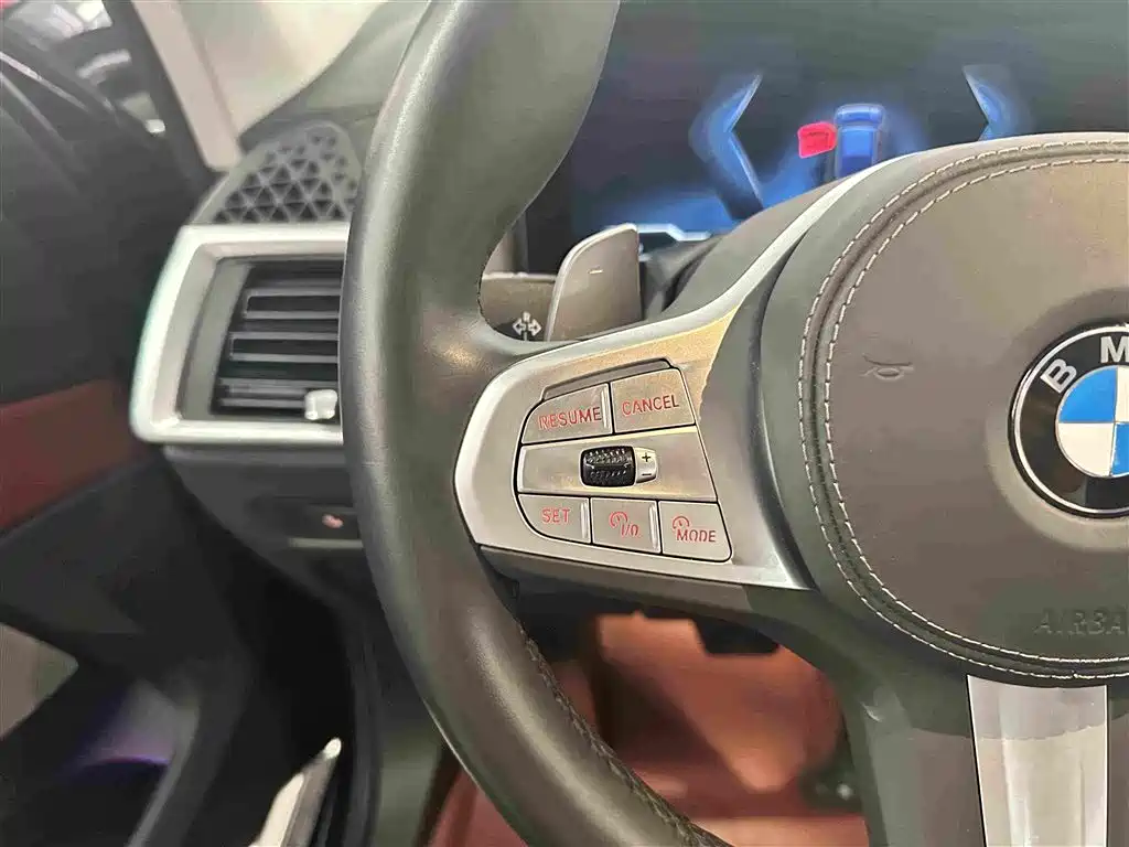 BMW X5 — миниатюра 10