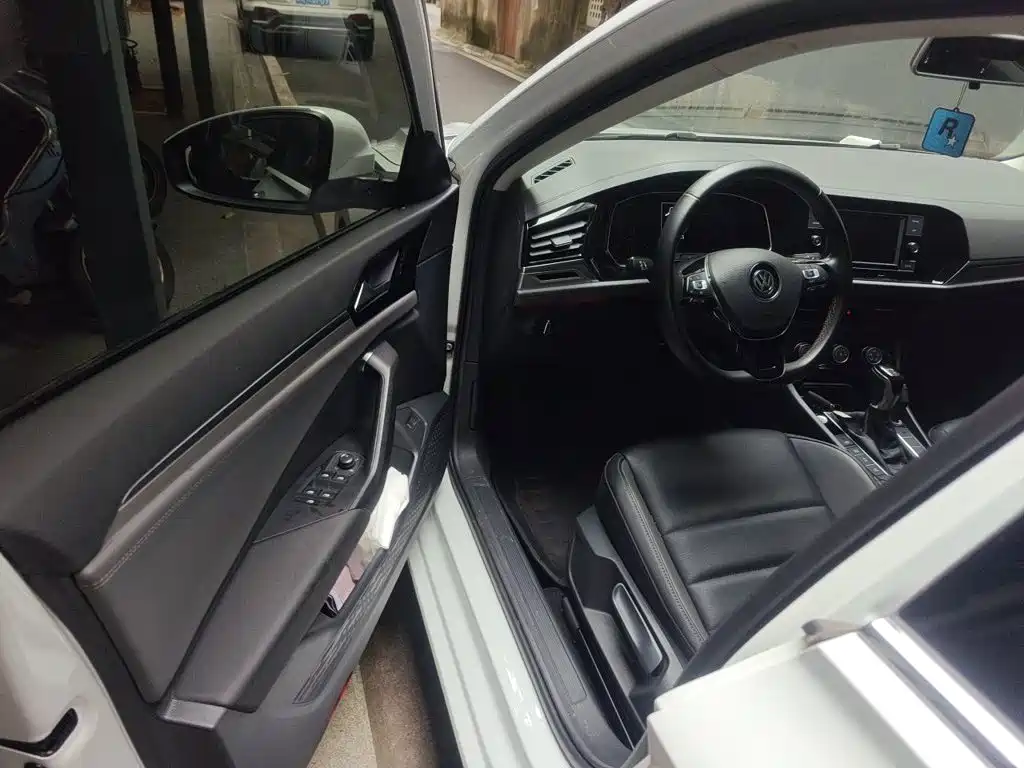 Volkswagen Sagitar — миниатюра 14