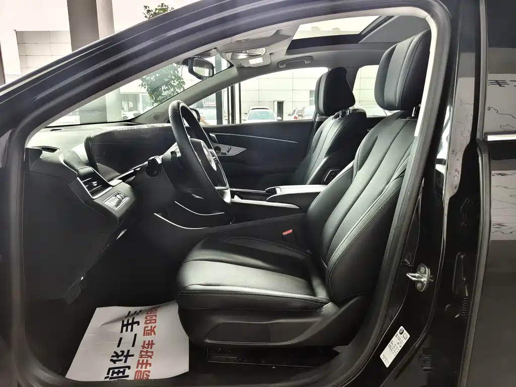 Buick LaCrosse — миниатюра 6