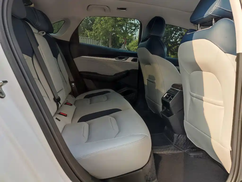 Geely Xingrui — миниатюра 15