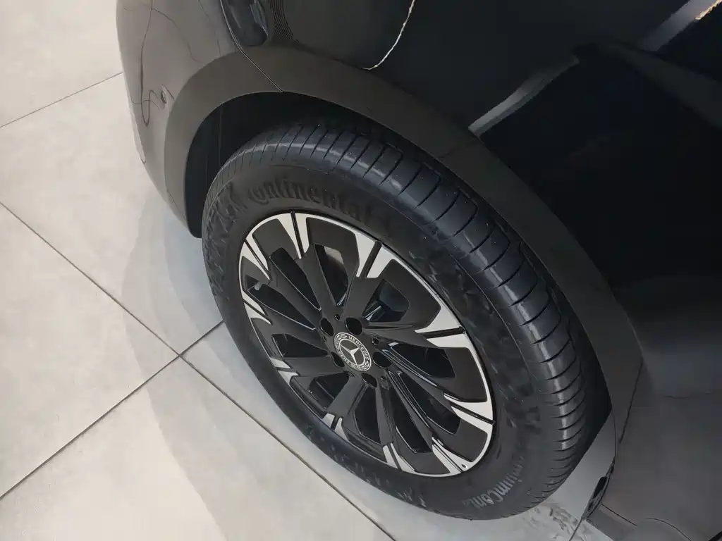 MERCEDES-BENZ V CLASS