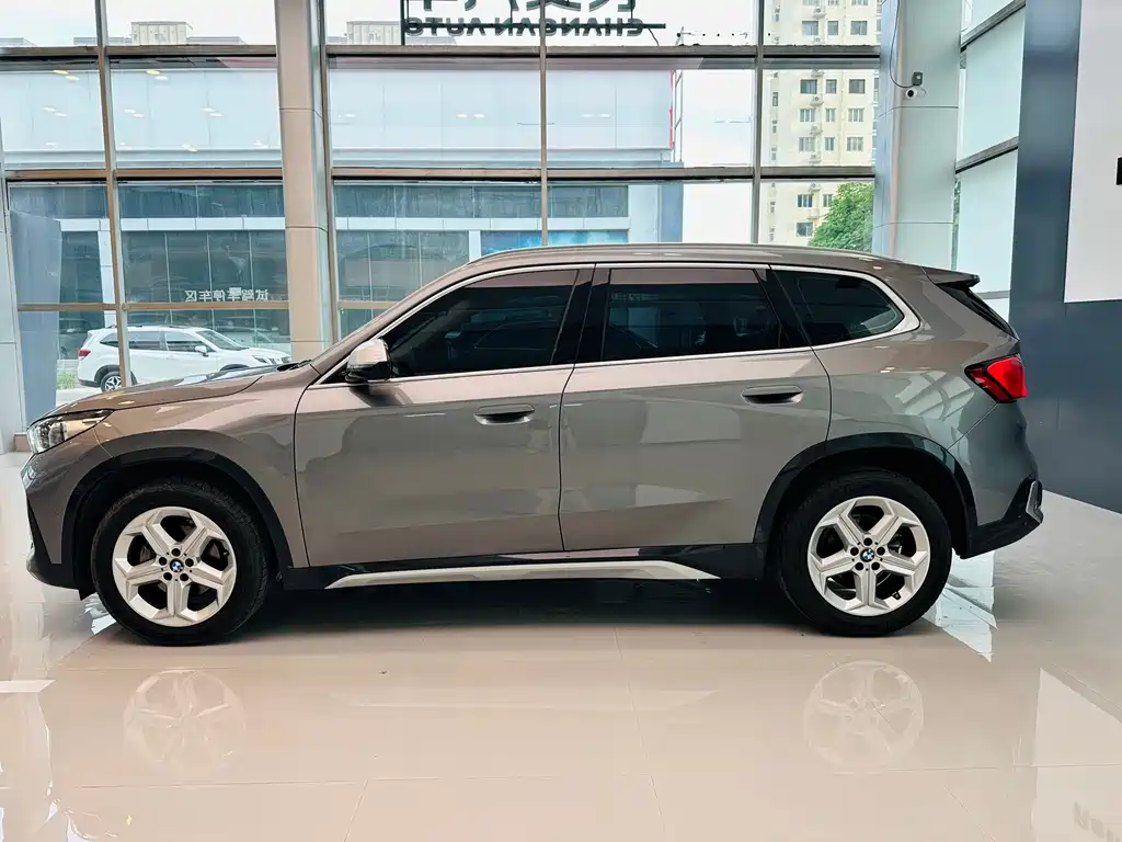 BMW X1 2023 sDrive20Li X
