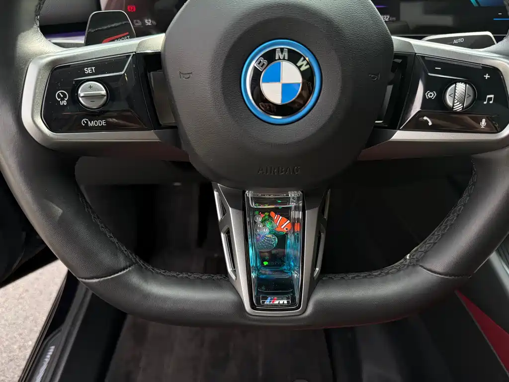 BMW i5 — миниатюра 11