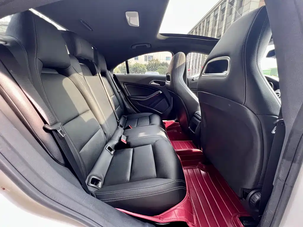 Mercedes-Benz CLA (Import) — миниатюра 23